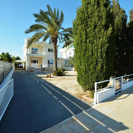 Villa Chloe *