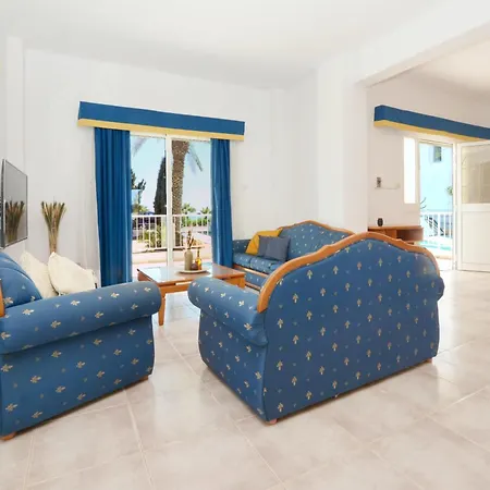 Villa Chloe