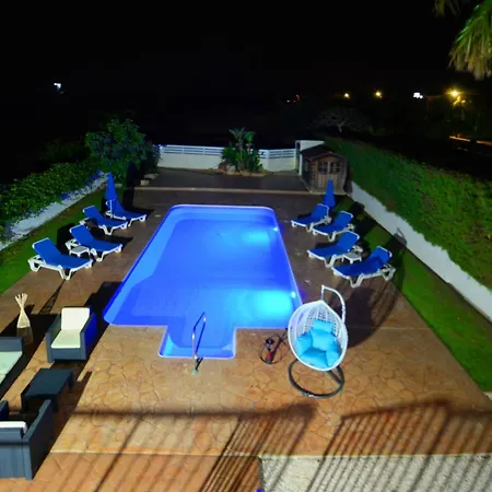 Villa Chloe *